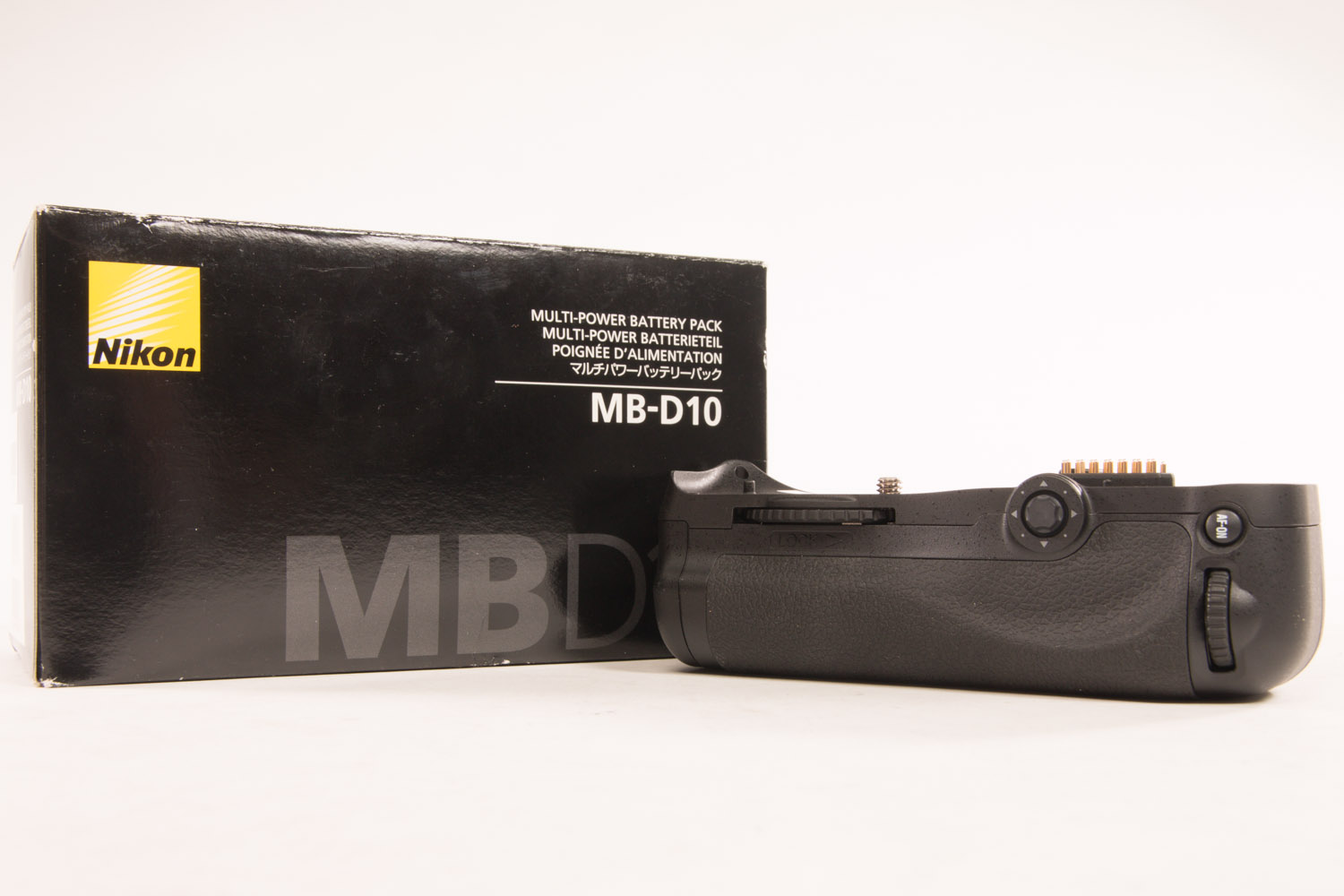 Nikon MB-D10 Batteriegriff gebraucht Bild 07