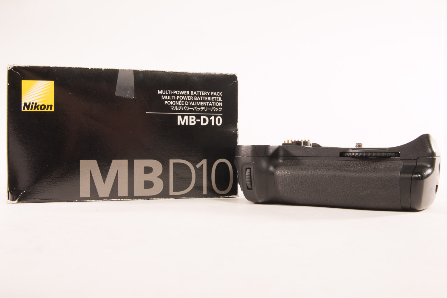 Nikon MB-D10 Batteriegriff gebraucht Bild 08