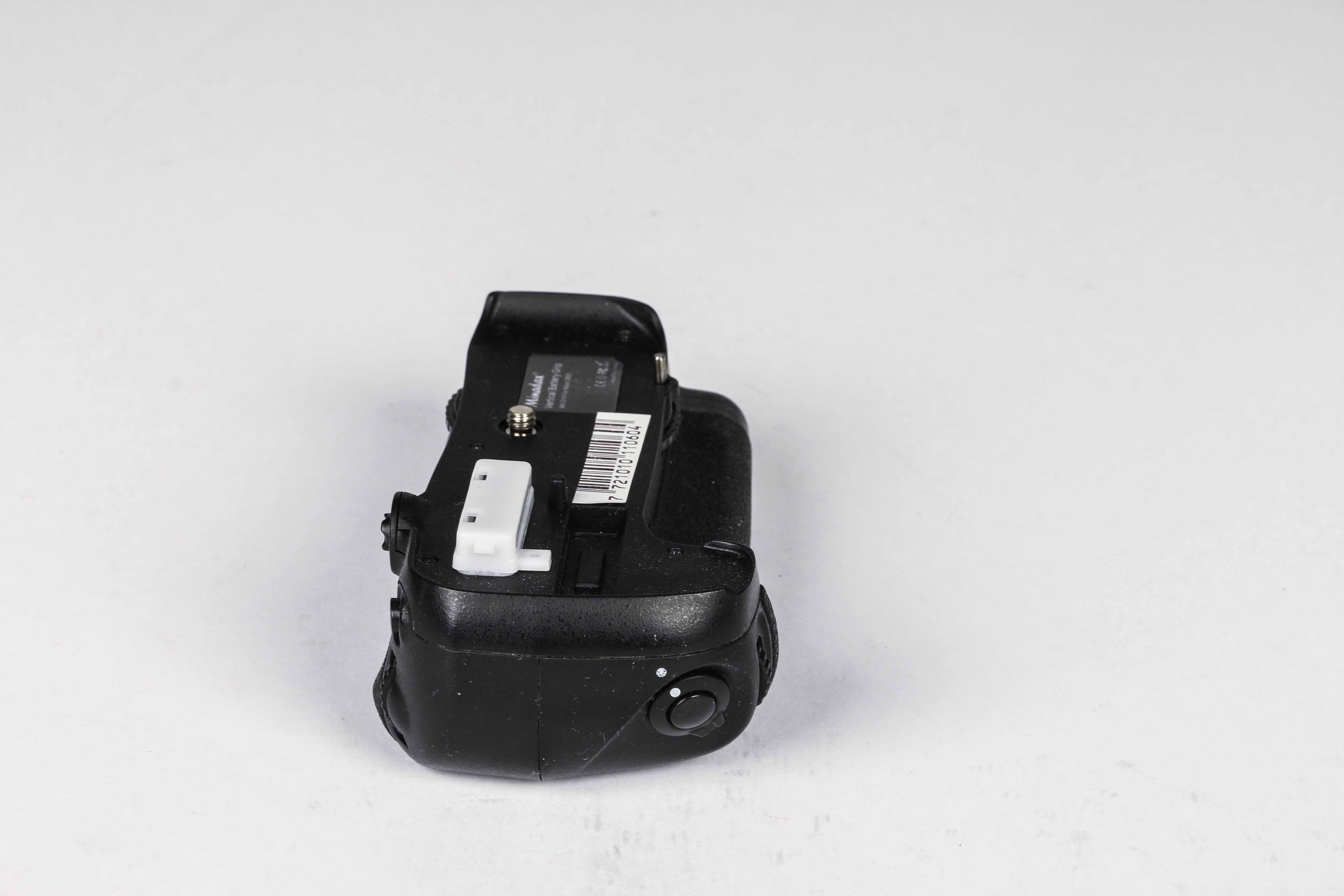 Minadax Batteriegriff MX-D14 für Nikon D600 gebr. Bild 04